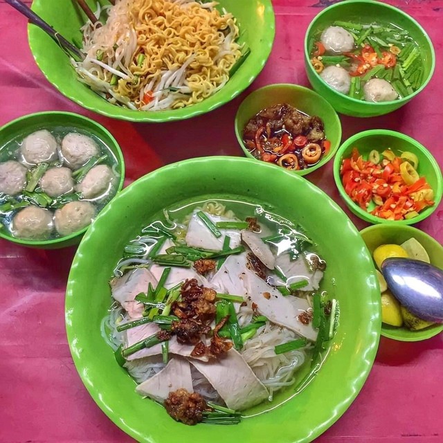 5 famous street foods in Saigon but rare and hard to find in Hanoi - Photo 8.