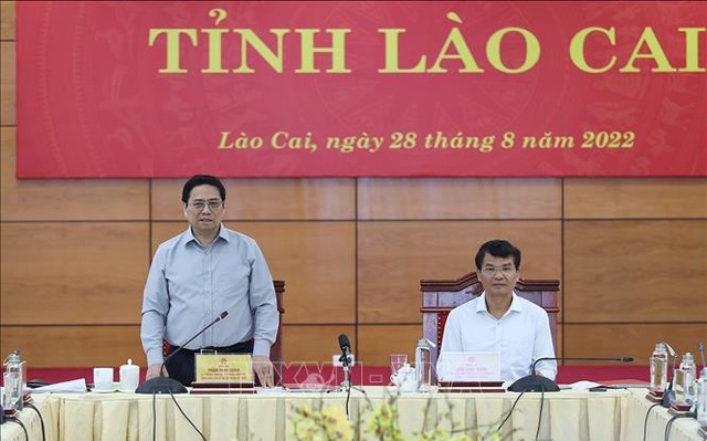 Thủ tướng Phạm Minh Chính chủ trì làm việc với lãnh đạo chủ chốt tỉnh Lào Cai. Ảnh: Dương Giang/TTXVN