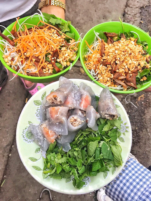 Hanoi has 3 old dormitories but contains top-notch delicacies that can't be found anywhere else - Photo 9.