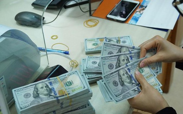 usd-vnd-exchange-rate-tipped-to-rise-vietnam-economic-times-vneconomy