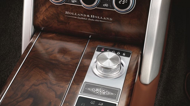 Cận cảnh vẻ đẹp sang trọng trên Range Rover Holland & Holland Edition - Ảnh 6.
