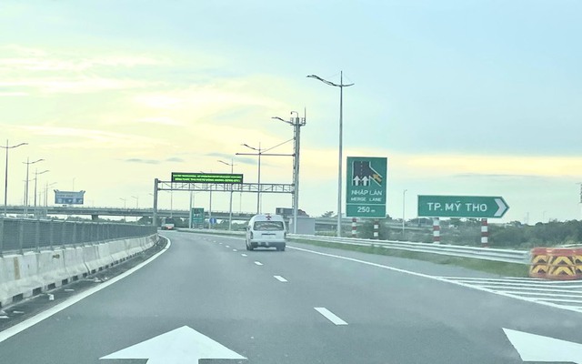 Đề xuất 3 phương án mở rộng cao tốc TP.HCM - Trung Lương - Mỹ Thuận - Ảnh 1.