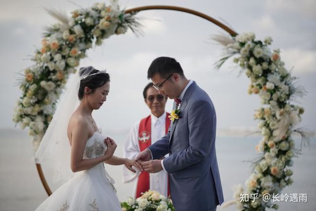 Cô dâu mời 17 người thân, bạn bè sang Bali dự đám cưới - Ảnh 18.