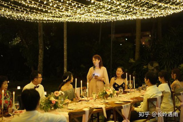 Cô dâu mời 17 người thân, bạn bè sang Bali dự đám cưới - Ảnh 26.
