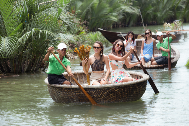 Chao đảo trên thuyền thúng - một đặc sản du lịch Việt Nam khiến du khách phấn khích - Ảnh 8.