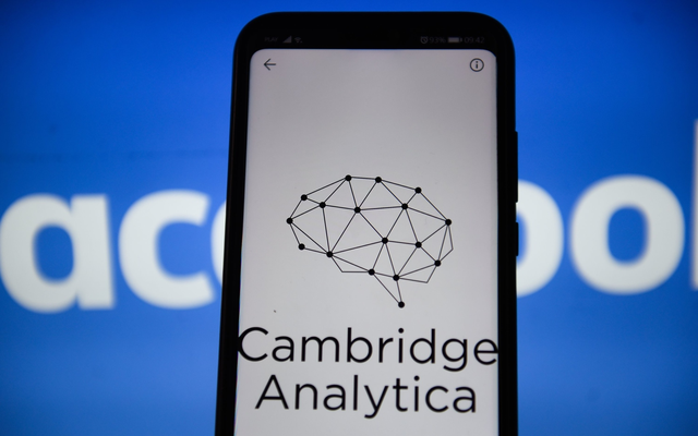 Facebook vẫn chưa thể giải quyết triệt để hậu quả từ bê bối quyền riêng tư Cambridge Analytica năm 2018. Ảnh: Getty Images