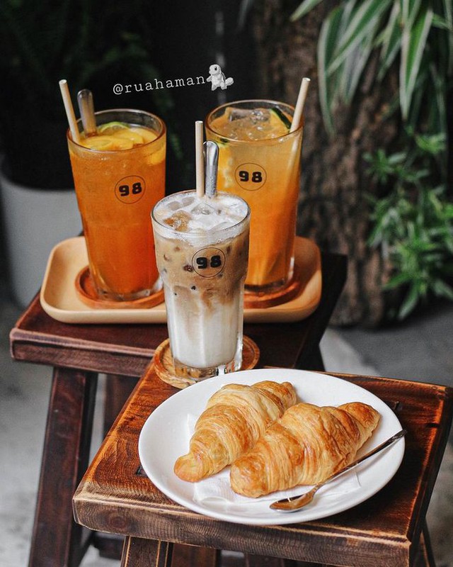 4 quán cafe ít người biết ở TP.HCM: Nước ngon, đủ góc sống ảo cho dịp lễ - Ảnh 26.