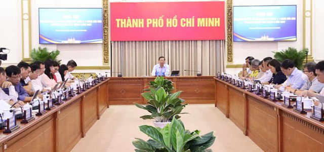 Kinh tế TP HCM đang bật lên - Ảnh 1.