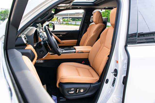 Khám phá Lexus LX 600 phiên bản 7 chỗ: SUV hạng sang giá hơn 8 tỷ đồng cho nhà chủ tịch đông người - Ảnh 24.