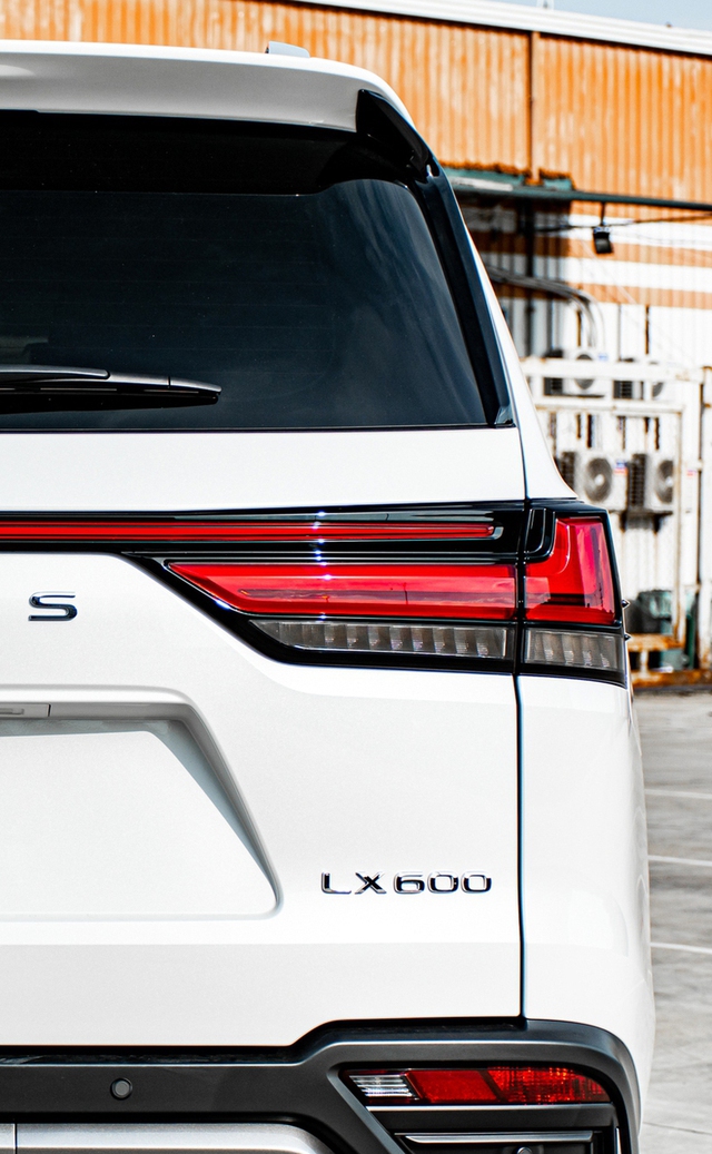 Khám phá Lexus LX 600 phiên bản 7 chỗ: SUV hạng sang giá hơn 8 tỷ đồng cho nhà chủ tịch đông người - Ảnh 10.