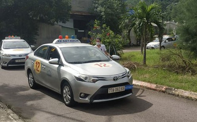 "Cắt xén" hàng tỉ đồng của học viên lái ôtô: UBND tỉnh Bình Định yêu cầu làm lại báo cáo