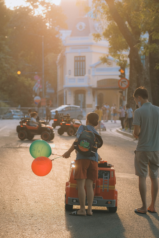 Những khoảnh khắc đẹp đến nao lòng của trời thu Hà Nội khiến ai cũng phải ngẩn ngơ - Ảnh 8.