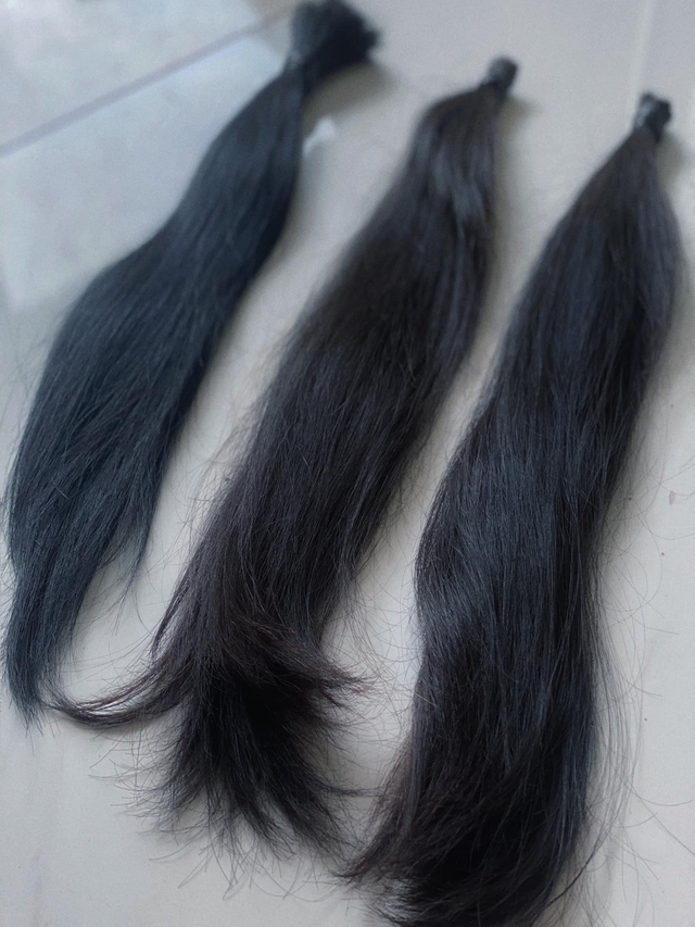Người phụ nữ 4 năm kỳ công dưỡng tóc, 2 lần cắt được 70cm tóc óng ả tặng bệnh nhân ung thư - Ảnh 9.