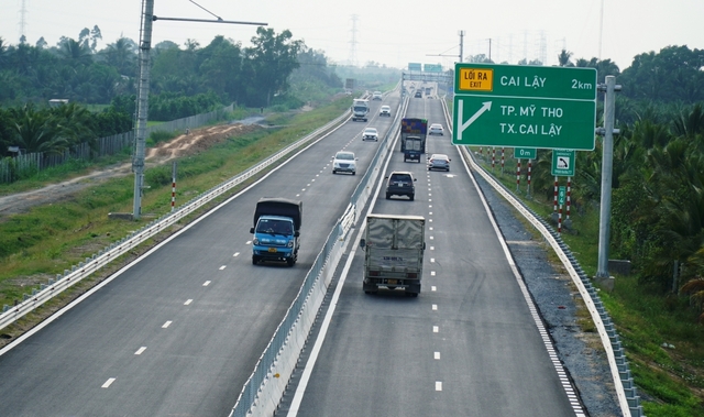 Bộ GTVT: Cao tốc Trung Lương - Mỹ Thuận sẽ được mở rộng, có làn dừng khẩn cấp - Ảnh 1.