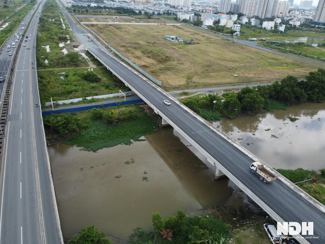 Diện mạo đường song hành cao tốc TP HCM - Long Thành sau hơn 5 năm thi công - Ảnh 6.
