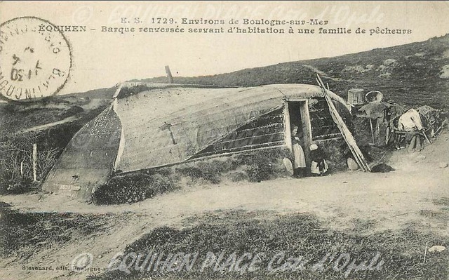 Khám phá làng chài ven biển nước Pháp, nơi những ngôi nhà mang hình dạng thuyền úp ngược cực độc đáo - Ảnh 6.