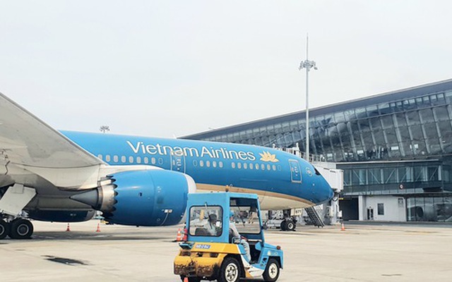 Vietnam Airlines đang đàm phán để hủy nhận 4 máy bay Boeing B787 và Airbus A320 do tình hình kinh doanh vẫn còn gặp nhiều khó khăn - Ảnh: CÔNG TRUNG