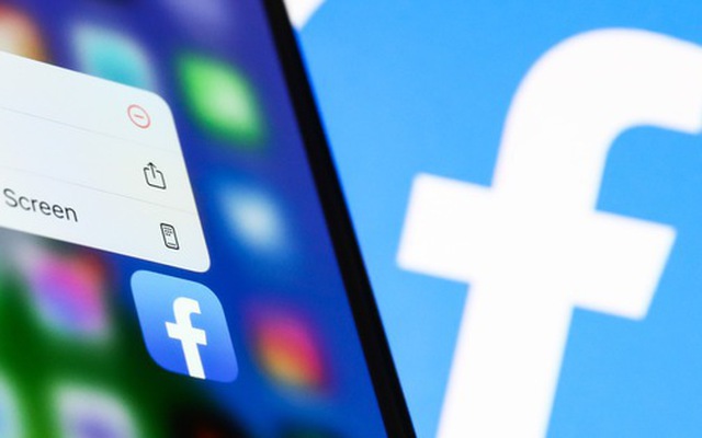 Facebook mất đến 2/3 giá trị sau một năm - Ảnh: AFP