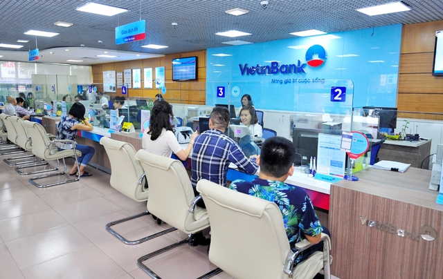 VietinBank rao bán nhiều khoản nợ - Ảnh 1.
