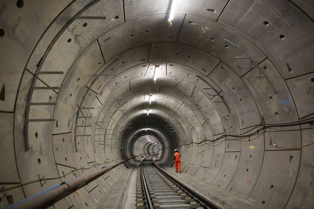 Tuyến tàu điện ngầm 25 tỉ USD: Nhà ga chứa được tòa nhà chọc trời cao nhất London nếu ngả ra đất - Ảnh 15.
