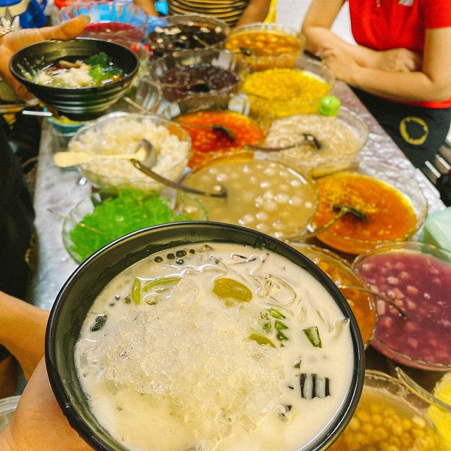 3 market lanes are culinary paradise, suitable for eating and drinking on a windy day in Hanoi - Photo 7.