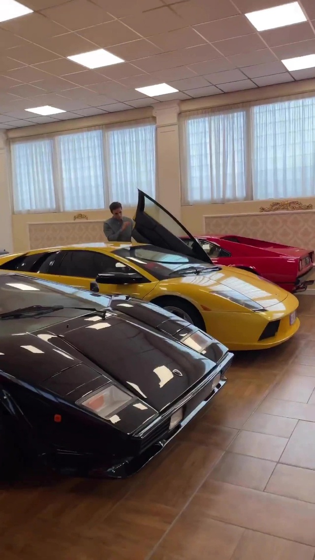 Bộ sưu tập xe bí ẩn trị giá 11 triệu USD: Xe không nằm garage mà ở ngay trong nhà - Ảnh 6.