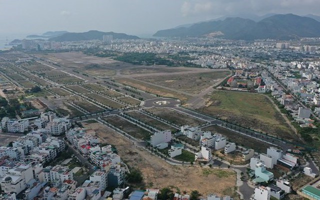 Sân bay Nha Trang cũ.