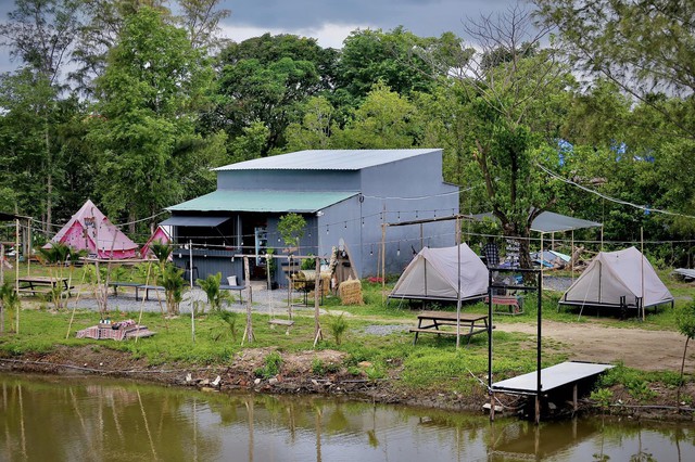 Can Gio campsite is famous for the people of Ho Chi Minh City because of its many fun and relaxing activities - Photo 12.