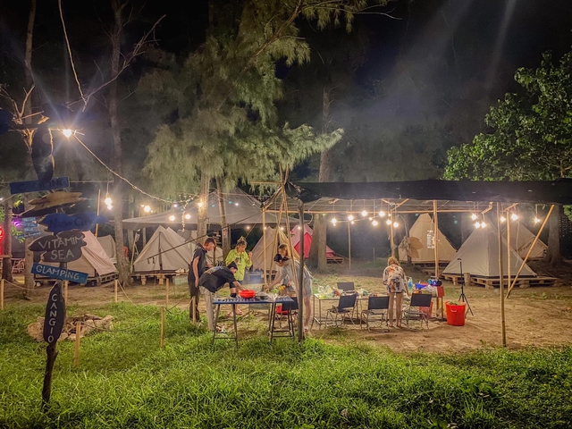 Can Gio campsite is famous for the people of Ho Chi Minh City because of its many fun and relaxing activities - Photo 21.