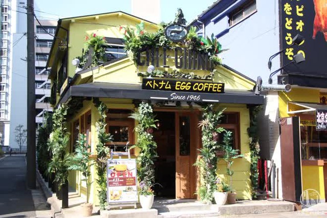 Những quán cà phê Việt đem chuông đi đánh xứ người, khách hàng mê tít, xếp hàng để được thử - Ảnh 13.