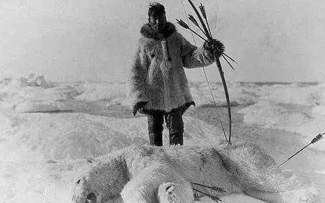 Công nghệ nguyên thủy: Bí ẩn về những chiếc lao làm từ gạc tuần lộc của người Inuit