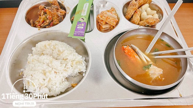 Nhân viên ở Hàn Quốc tiết lộ sự thật bữa cơm trưa tại công ty: Người ăn áp lực chẳng kém người nấu - Ảnh 15.