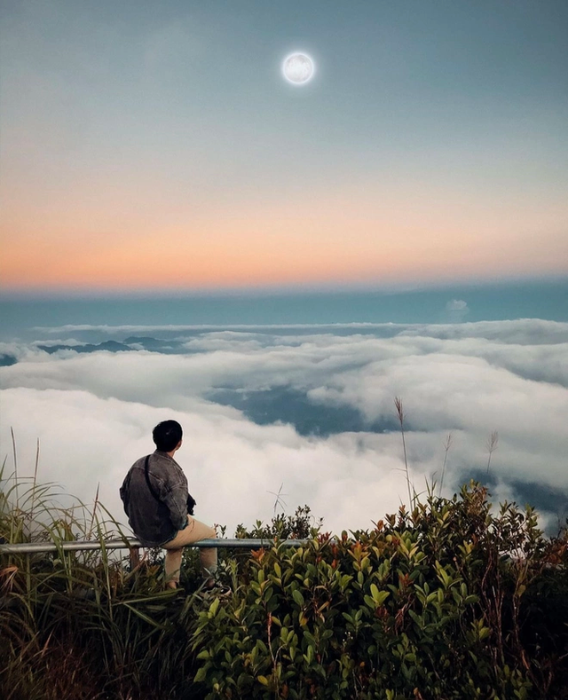 Challenging cloud hunting journey in Ha Giang, where young people break the limit to immerse themselves in the fairyland - Photo 22.