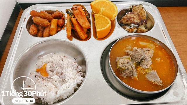 Nhân viên ở Hàn Quốc tiết lộ sự thật bữa cơm trưa tại công ty: Người ăn áp lực chẳng kém người nấu - Ảnh 14.