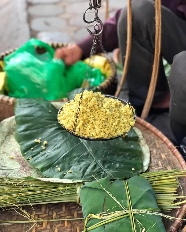 The gift of Hanoi autumn makes Japanese people who try it for the first time say: Delicious!  - Photo 1.