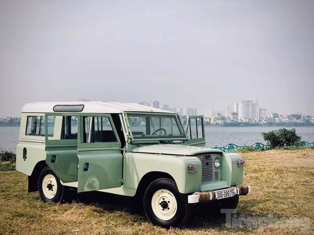 Xế cổ Land Rover của dân chơi Hà thành - Ảnh 6.