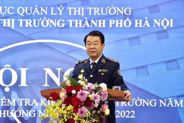  Kỷ luật Cục trưởng Cục Quản lý thị trường Hà Nội Chu Xuân Kiên - Ảnh 1.