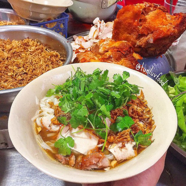  3 khu chợ ẩm thực hấp dẫn ở Hà Nội, nghe tên thôi là đã biết đến đó nên ăn gì - Ảnh 3.