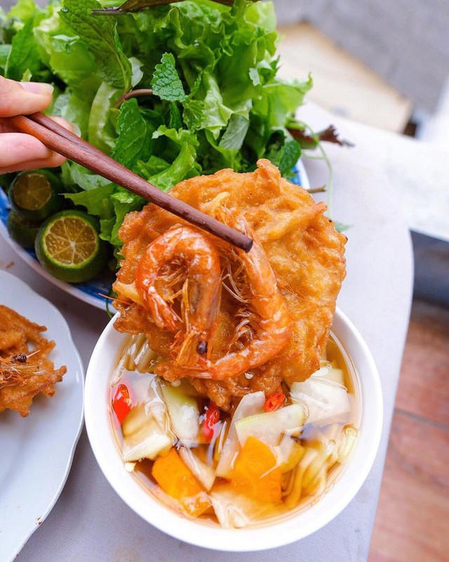  3 khu chợ ẩm thực hấp dẫn ở Hà Nội, nghe tên thôi là đã biết đến đó nên ăn gì - Ảnh 2.