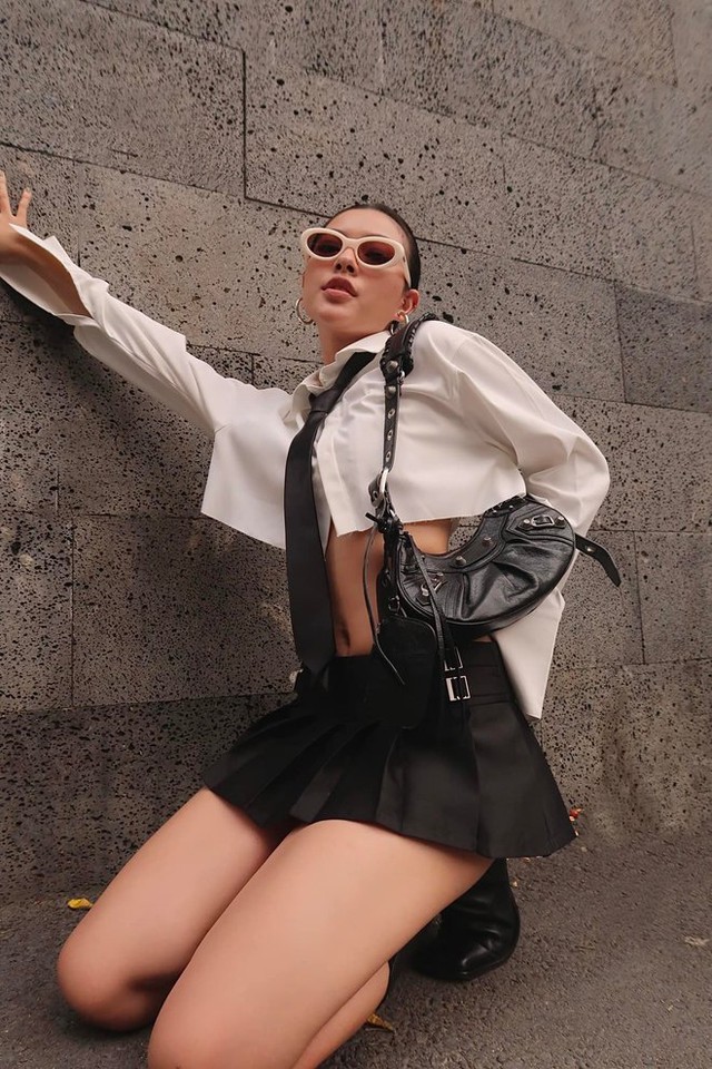 Hội siêu mẫu, fashionista Việt review túi Balenciaga Le Cagole - Ảnh 31.