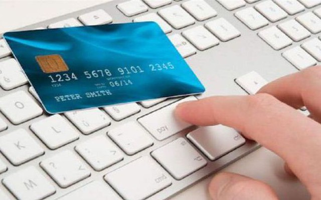 Vay từ thẻ tín dụng: Không khéo dính nợ xấu