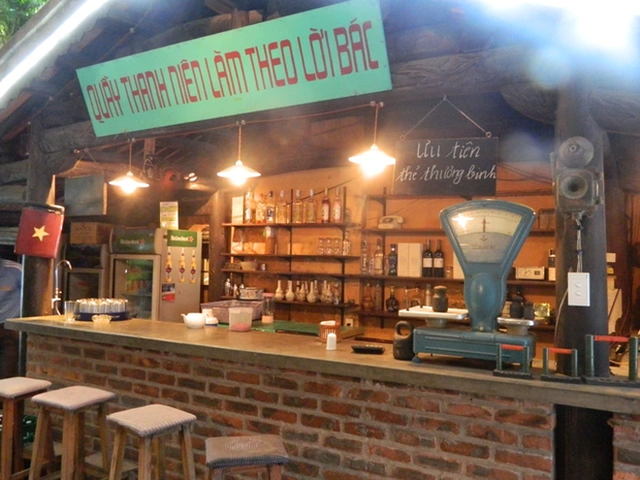  Nét xưa độc đáo của những hàng quán bao cấp ở Hà Nội, có quán từng gây ấn tượng với truyền thông quốc tế - Ảnh 19.