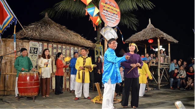 Tận hưởng đêm trăng Tết Trung thu ở Hội An với nhiều hoạt động đậm chất lễ hội truyền thống - Ảnh 4.