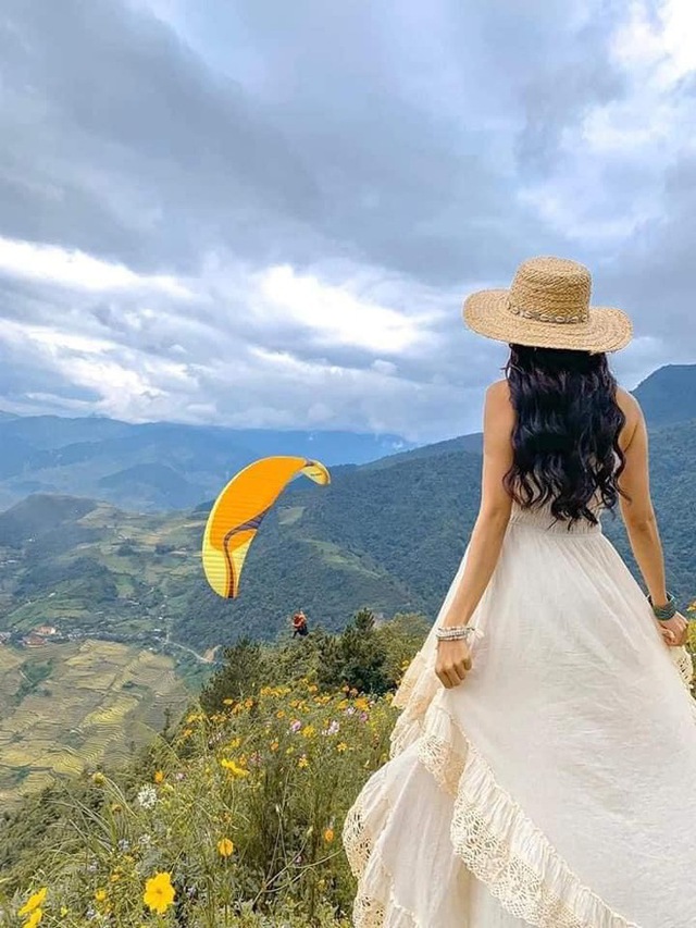 Paragliding at Mu Cang Chai attracts young people, an interesting flying experience that should be tried once in a lifetime - Photo 13.