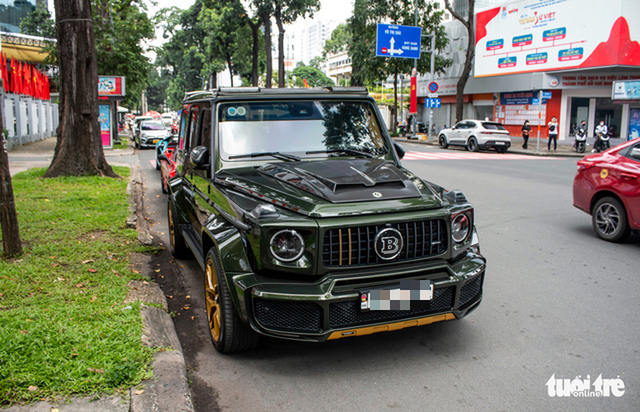 Seamless multi-colored supercars go to the streets on the occasion of the National Day holiday - Photo 10.