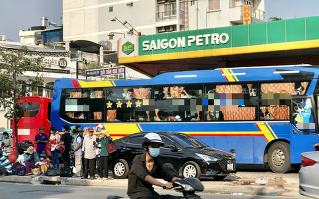 Saigon Petro cho rằng nếu bị tước giấy phép, hệ thống phân phối của Saigon Petro bị mất nguồn cung trên 50.000m³/tháng và trên 1.000 cửa hàng bán lẻ xăng dầu thuộc hệ thống phân phối có thể đóng cửa - Ảnh: CHÂU TUẤN