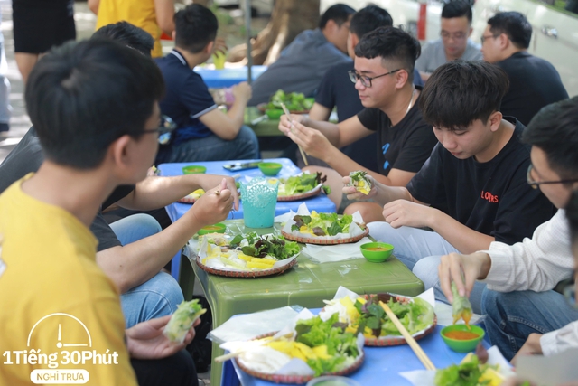 Dân văn phòng khu Keangnam đi bộ gần 2km buổi trưa để tiết kiệm tiền ship - Ảnh 18.