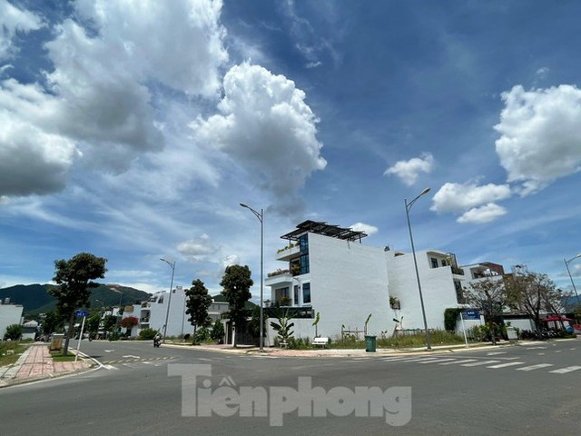 Cận cảnh khu đô thị nợ thuế nghìn tỷ ở Nha Trang bị tạm dừng giao dịch một phần - Ảnh 10.