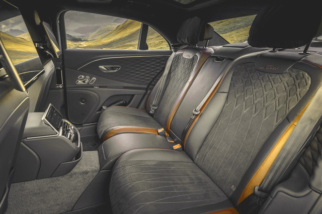Bentley Flying Spur ra mắt bản mới: Mạnh và nhanh nhất, chưa tiết lộ giá - Ảnh 8.