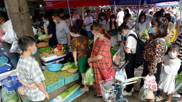 Vì sao Trung Quốc vẫn phong tỏa nhiều thành phố? - Ảnh 1. Vì sao Trung Quốc vẫn phong tỏa nhiều thành phố? - Ảnh 1.